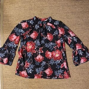 LOFT Sz XSP bell sleeved blouse